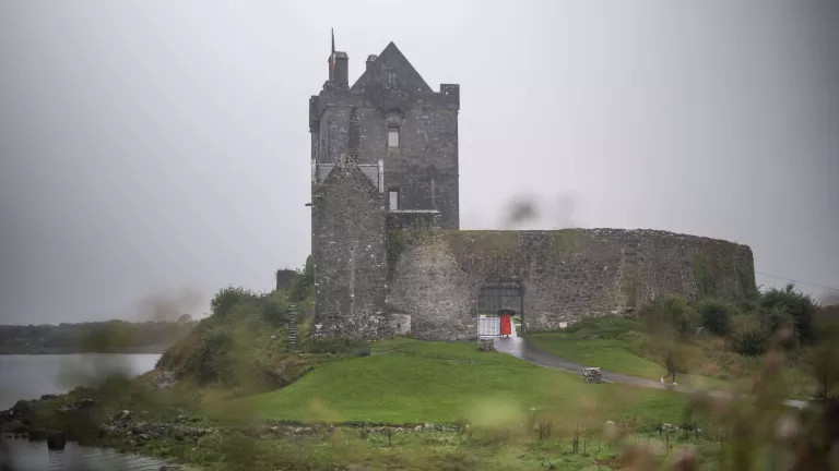 Dunguaire Castle