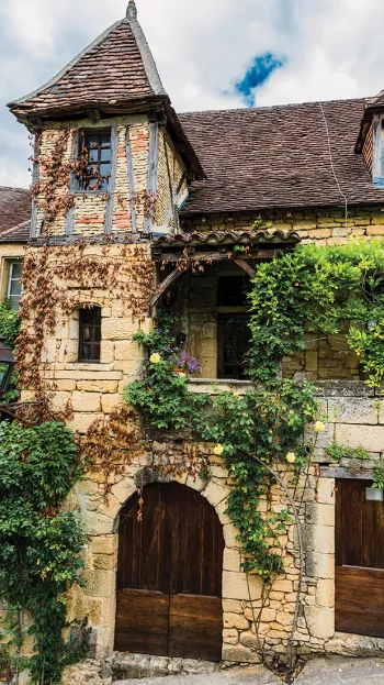 An old house in Sarlat la Caneda.